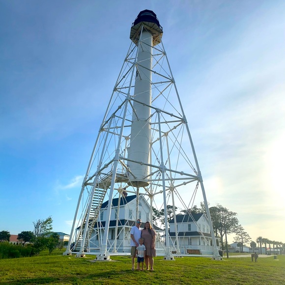 Meet your Posher, Candace - Picture 1 of 1